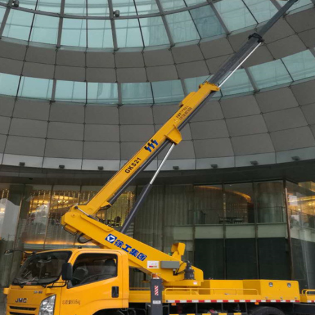 琼山附近高空作业车租赁｜安全设备租赁｜高空安装|工程定制化方案｜亿立达设备租赁